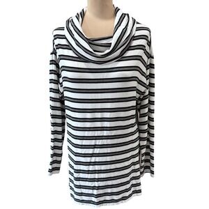 Chico's Zenergy Black & White Striped Cowl Neck Tunic Top Size 1 M 8/10